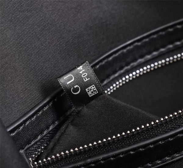 激安グッチバッグコピー着用イメージ